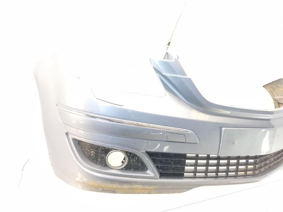 A1698852525 PARAGOLPES DEL MERCEDES BENZ CLASE B (W245)|Desguaces La Cabaña