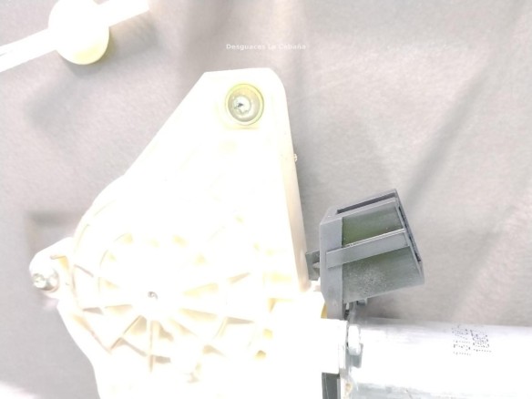 A1697203179 ELEVALUNAS PUERTA LAT DEL IZQ MERCEDES BENZ CLASE B (W245)|Desguaces La Cabaña