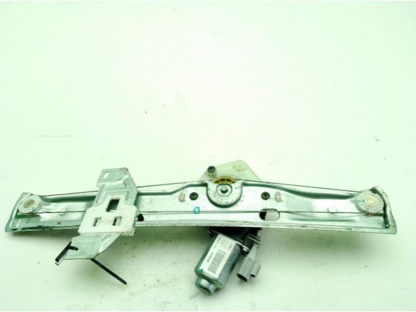 2039076, 402653E ELEVALUNAS PUERTA LAT DEL DER FORD KA+|Desguaces La Cabaña