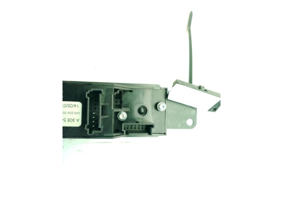 A9065450113 MANDO ELEVALUNAS PUERTA LAT DEL IZQ MERCEDES BENZ SPRINTER 3,5-t Furgón (906)|Desguaces La Cabaña