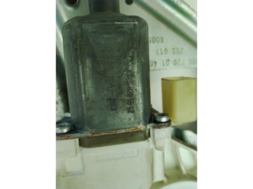 A0068205542 ELEVALUNAS PUERTA LAT DEL DER MERCEDES BENZ SPRINTER 3,5-t Furgón (906)|Desguaces La Cabaña