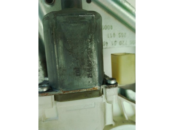 A0068205542 ELEVALUNAS PUERTA LAT DEL DER MERCEDES BENZ SPRINTER 3,5-t Furgón (906)|Desguaces La Cabaña