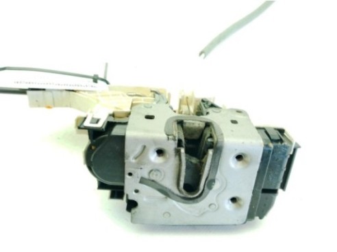 A9067201735 CERRADURA PUERTA LAT DEL DER MERCEDES BENZ SPRINTER 3,5-t Furgón (906)|Desguaces La Cabaña