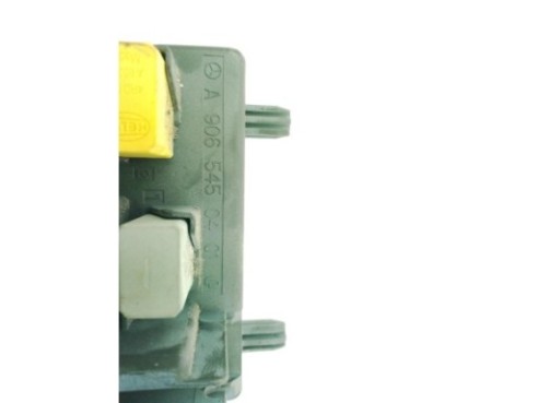 A9065450401 CAJA FUSIBLES INTERIOR (BSI) MERCEDES BENZ SPRINTER 3,5-t Furgón (906)|Desguaces La Cabaña