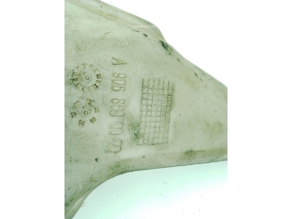 A9068690020 BOTE LIMPIAPARABRISAS MERCEDES BENZ SPRINTER 3,5-t Furgón (906)|Desguaces La Cabaña