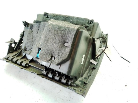 A24668000919H68 GUANTERA INFERIOR DER MERCEDES BENZ CLASE B (W246, W242)|Desguaces La Cabaña