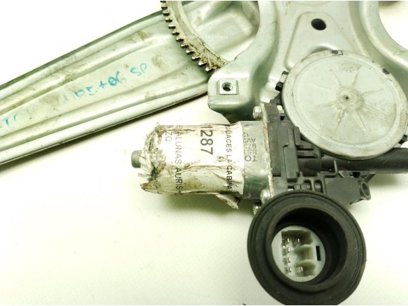 ELEVALUNAS PUERTA LAT TRA IZQ TOYOTA AURIS (_E15_)|Desguaces La Cabaña