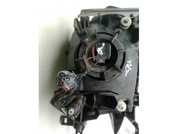 FARO IZQUIERDO NISSAN PATROL GR V Wagon (Y61)|Desguaces La Cabaña