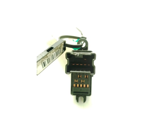 MANDO ELEVALUNAS PUERTA LAT TRA DER NISSAN NOTE (E11, NE11)|Desguaces La Cabaña