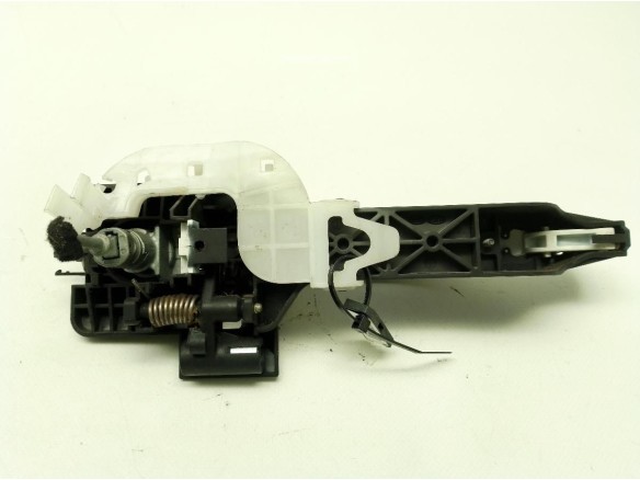 MANILLA PUERTA LAT DEL IZQ EXT HYUNDAI i30 (GD)|Desguaces La Cabaña