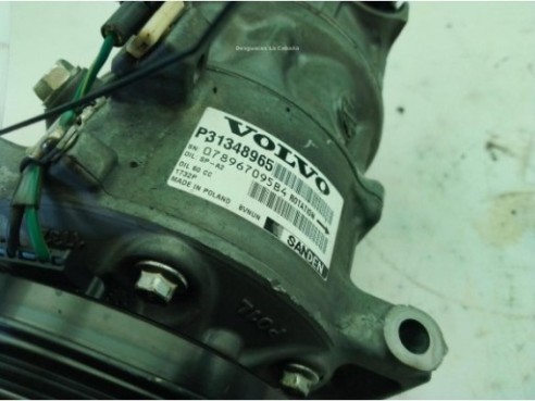   ESCAPE DELANTERO VOLVO V40 Fastback (525, 526)|Desguaces La Cabaña 2