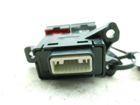 82460Q0000 ELEVALUNAS PUERTA LAT DEL DER HYUNDAI i20 III (BC3, BI3)|Desguaces La Cabaña 2