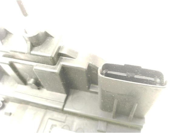 CERRADURA PUERTA LAT TRA DER HYUNDAI i20 (PB, PBT)|Desguaces La Cabaña