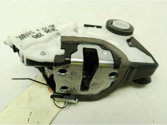 CERRADURA PUERTA LAT DEL DER TOYOTA YARIS (_P13_)|Desguaces La Cabaña