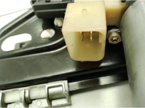 ELEVALUNAS PUERTA LAT TRA DER MERCEDES BENZ CLASE C (W203)|Desguaces La Cabaña