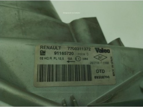 7700311372 FARO DERECHO RENAULT TRAFIC II Furgón (FL)|Desguaces La Cabaña