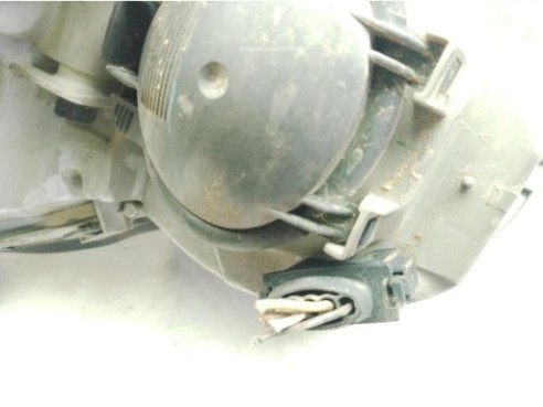 A2038200261 FARO DERECHO MERCEDES BENZ CLASE C (W203)|Desguaces La Cabaña