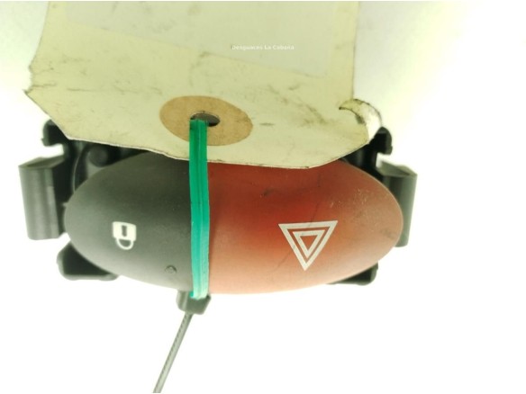 INTERRUPTOR WARNING RENAULT TWINGO II (CN0_)|Desguaces La Cabaña