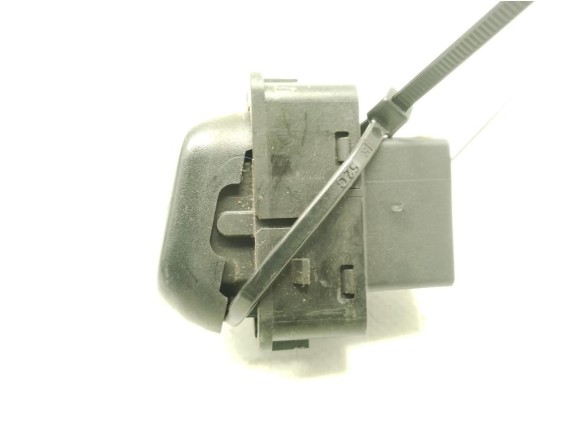 INTERRUPTOR BLOQUEO PUERTAS LAND ROVER FREELANDER (L314)|Desguaces La Cabaña