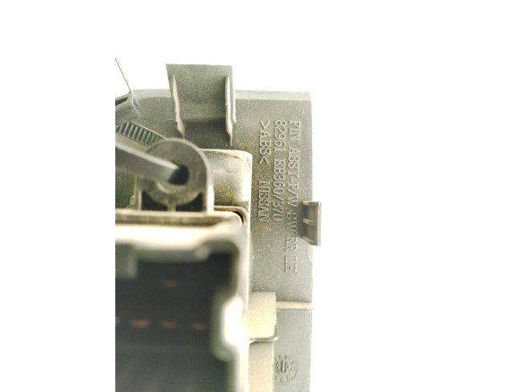 MANDO ELEVALUNAS PUERTA LAT DEL DER NISSAN PATHFINDER III (R51)|Desguaces La Cabaña