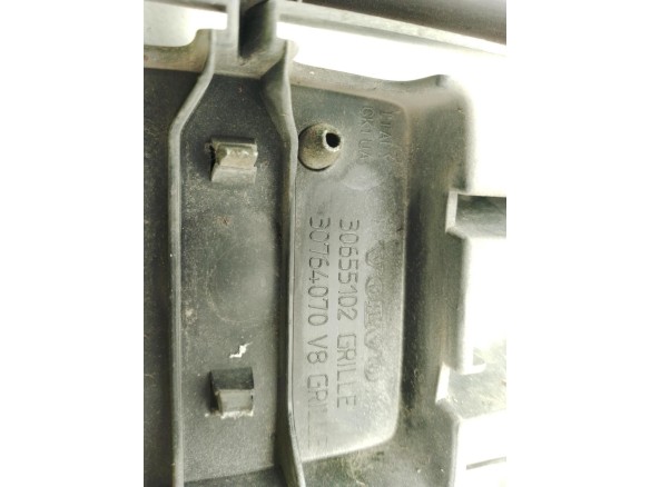 REJILLA / CALANDRA VOLVO S80 II (124)|Desguaces La Cabaña