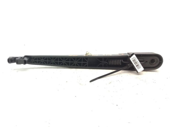 BRAZO LIMPIAPARABRISAS TRA PORTÓN HYUNDAI i30 Ranchera familiar (FD) |Desguaces La Cabaña