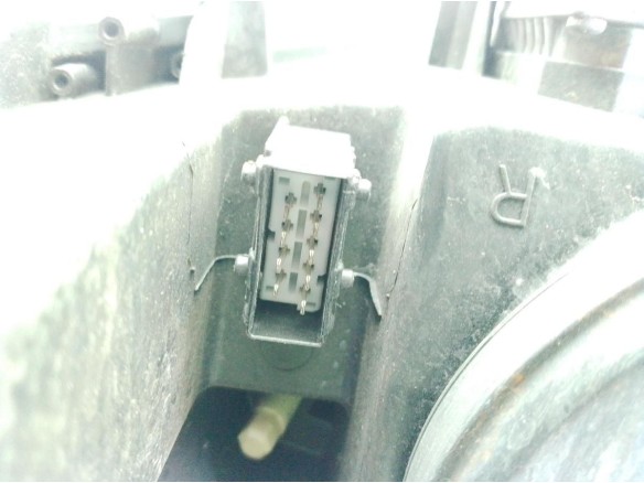 620692, 0301213274 FARO DERECHO PEUGEOT 407 SW (6E_)|Desguaces La Cabaña