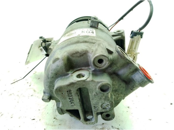 95517235, 401351739 COMPRESOR AA OPEL ASTRA H Sedán (A04)|Desguaces La Cabaña
