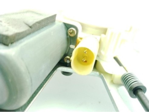 51338252394, 67628360512 ELEVALUNAS PUERTA LAT DEL DER BMW 5 (E39)|Desguaces La Cabaña