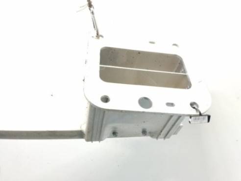  64900CV000  TRAVIESA DEL KIA EV6 (CV)|Desguaces La Cabaña