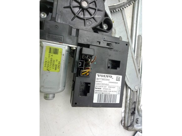 30784510 ELEVALUNAS PUERTA LAT DEL DER VOLVO C30 (533)|Desguaces La Cabaña