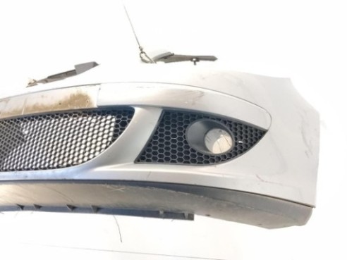 5P0807217M GRU PARAGOLPES DEL SEAT ALTEA (5P1)|Desguaces La Cabaña