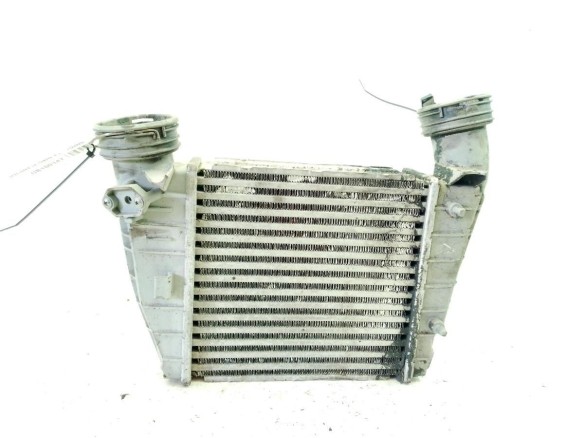 880537B INTERCOOLER DERECHO VW PHAETON (3D1, 3D2, 3D3, 3D4, 3D6, 3D7, 3D8, 3D9)|Desguaces La Cabaña