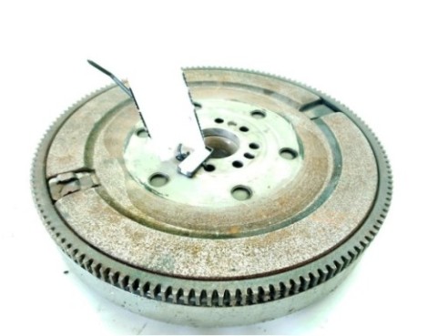 9841562380 VOLANTE MOTOR PEUGEOT 308 II|Desguaces La Cabaña