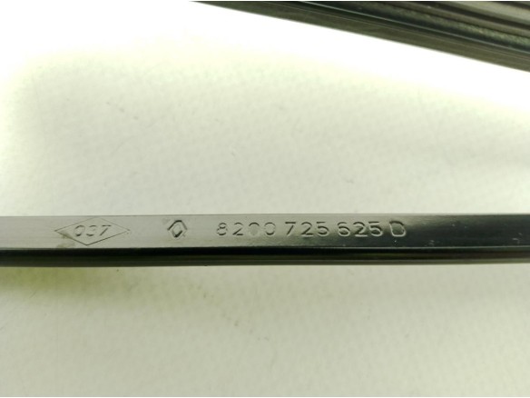 BRAZO LIMPIAPARABRISAS DEL DER RENAULT TWINGO II (CN0_)|Desguaces La Cabaña