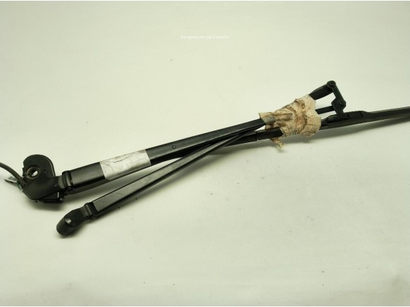 BRAZO LIMPIAPARABRISAS DEL CENTRAL TOYOTA YARIS (_P13_)|Desguaces La Cabaña