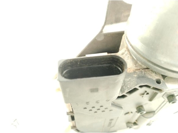 MOTOR LIMPIAPARABRISAS DEL FORD FOCUS III|Desguaces La Cabaña