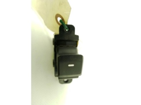 MANDO ELEVALUNAS PUERTA LAT DEL DER HYUNDAI i20 (GB)|Desguaces La Cabaña