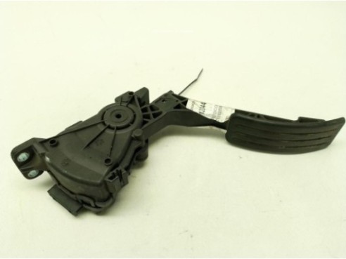 8200386506D POTENCIOMETRO ACELERADOR DACIA DUSTER|Desguaces La Cabaña