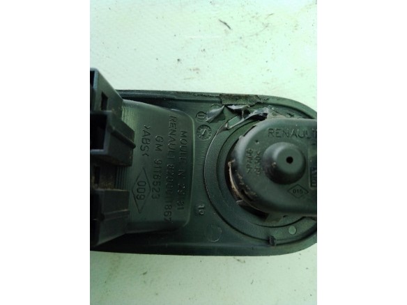 93858398 MANDO ELEVALUNAS PUERTA LAT DEL IZQ OPEL VIVARO A Furgón (X83)|Desguaces La Cabaña