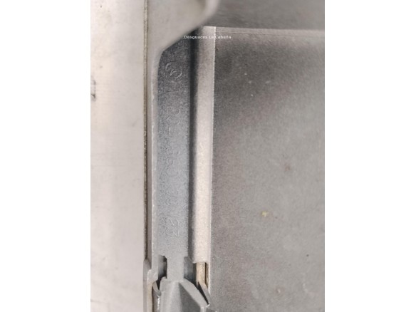 A20488000239776 REJILLA / CALANDRA MERCEDES BENZ CLASE C (W204)|Desguaces La Cabaña