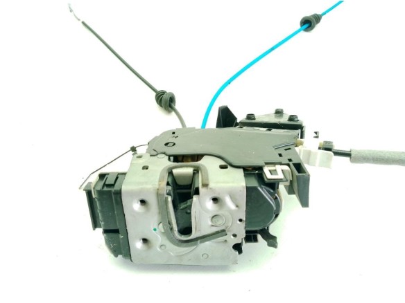 A2047301335, A2047300335 CERRADURA PUERTA LAT TRA IZQ MERCEDES BENZ CLASE C (W204)|Desguaces La Cabaña