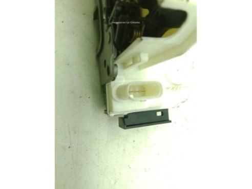 A2047201835 CERRADURA PUERTA LAT DEL DER MERCEDES BENZ CLASE C (W204)|Desguaces La Cabaña