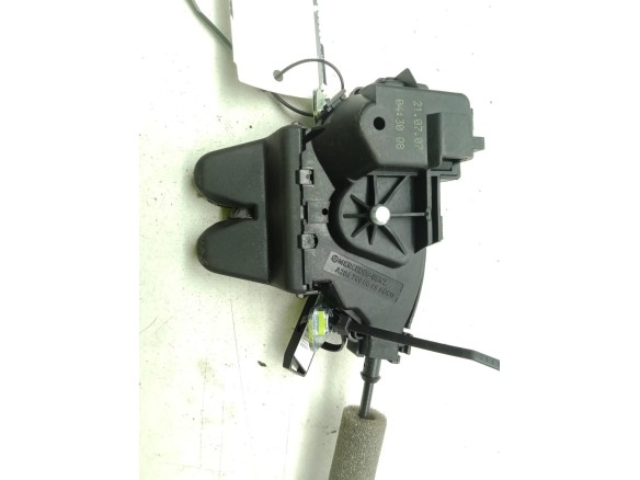 A2047500485 CERRADURA PORTON / TAPA MALETA MERCEDES BENZ CLASE C (W204)|Desguaces La Cabaña