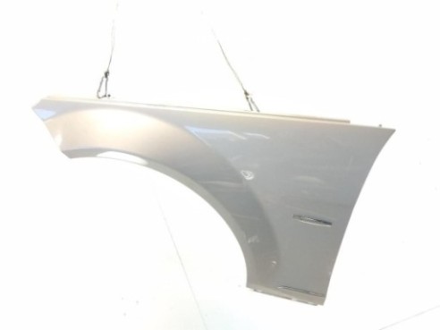 A2048801318 ALETA DEL IZQ MERCEDES BENZ CLASE C (W204)|Desguaces La Cabaña