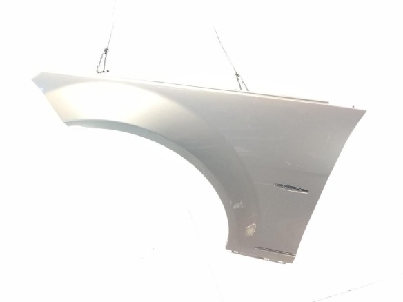 A2048801318 ALETA DEL IZQ MERCEDES BENZ CLASE C (W204)|Desguaces La Cabaña