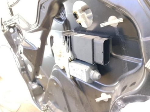 1M0837461A ELEVALUNAS PUERTA LAT DEL IZQ SEAT TOLEDO II (1M2)|Desguaces La Cabaña