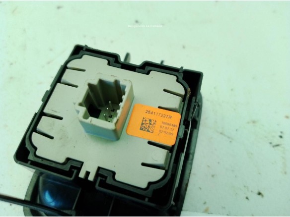   MANDO ELEVALUNAS PUERTA LAT DEL IZQ SMART FORTWO Coupé (453)|Desguaces La Cabaña