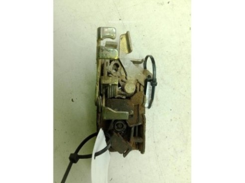 A9017201035 CERRADURA PUERTA LAT DEL IZQ MERCEDES BENZ VITO Furgón (638)|Desguaces La Cabaña