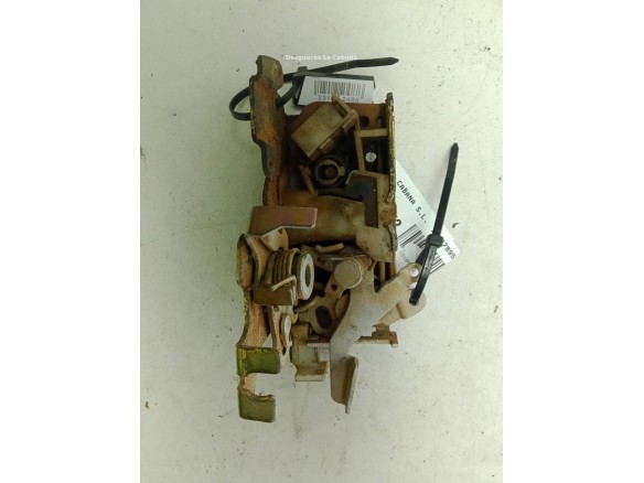 A9017201135 CERRADURA PUERTA LAT DEL DER MERCEDES BENZ VITO Furgón (638)|Desguaces La Cabaña